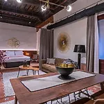 Casa Palacio Rodrigo De La Fuente By Principe David - Seis De Lujo - Lejlighed *